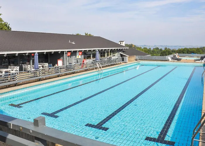 Lovely In With Kitchen * Обенро